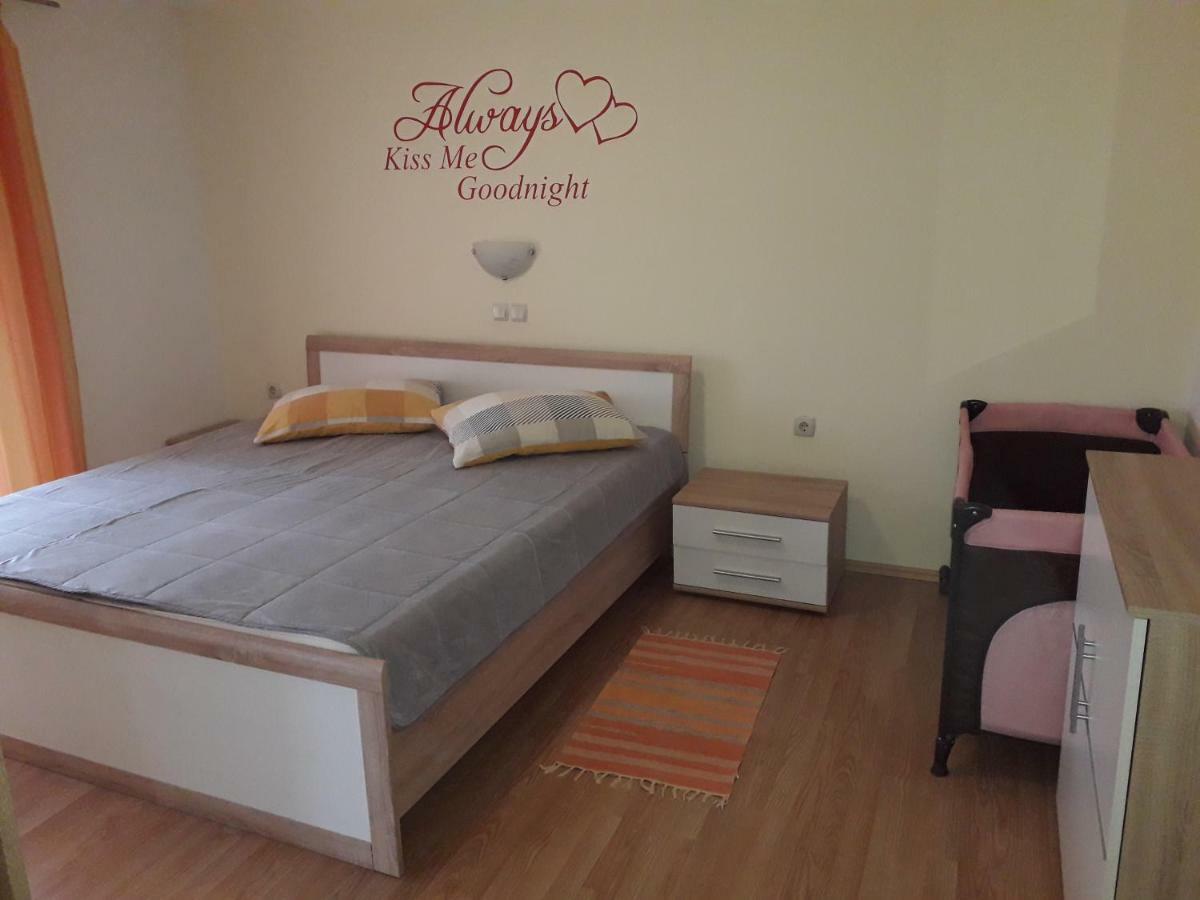Apartments Rajka Lopar Extérieur photo