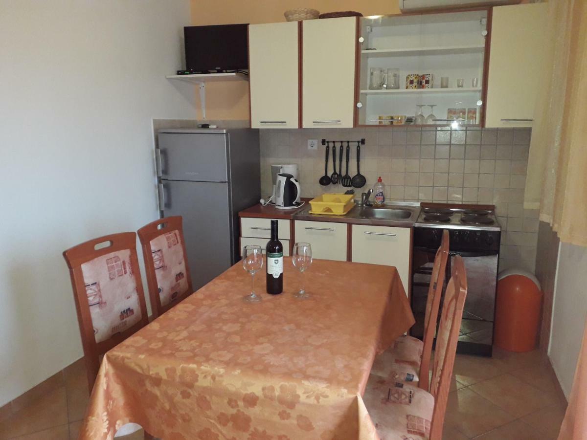 Apartments Rajka Lopar Extérieur photo
